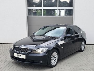 325i