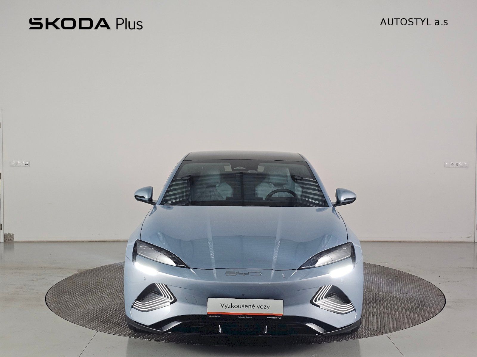 BYD Seal, 82,5kWh 313k DESIGN RWD - fotka 4