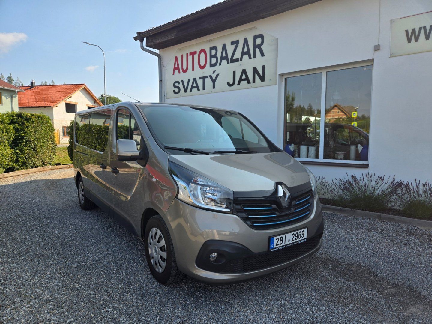 Renault Trafic, 1.6 DCi 8.místné,nové CZ