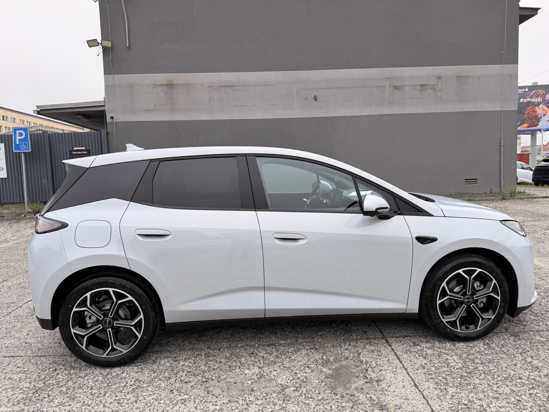 BYD Dolphin G DM-i, Comfort - fotka 4