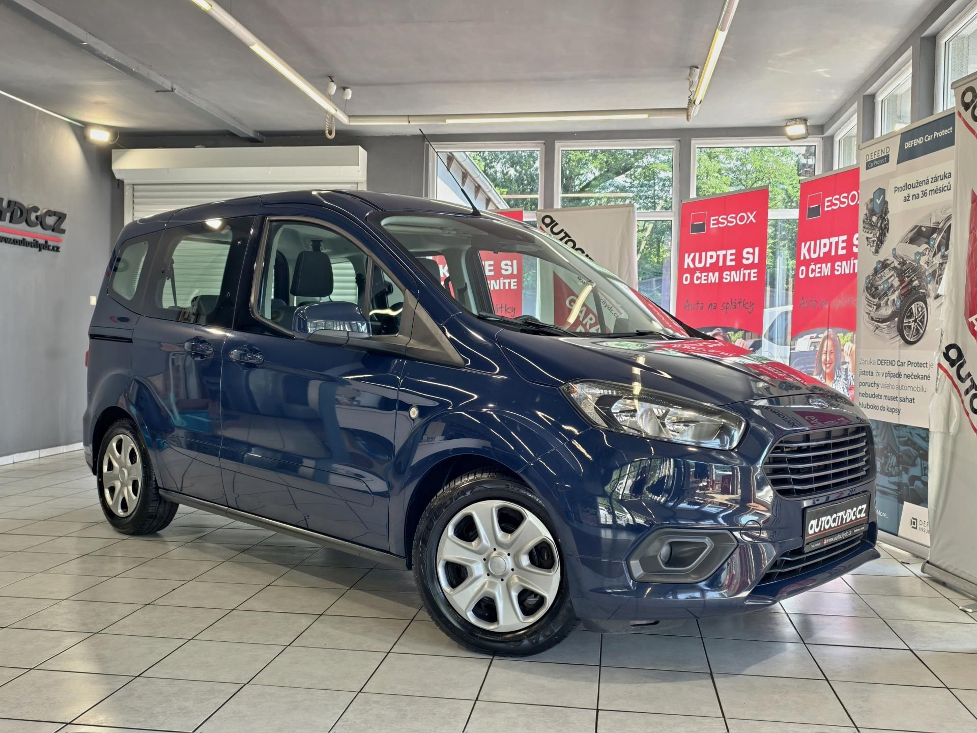 Ford Tourneo Courier, 1.5 TDCi VÝHŘEVY, PDC, ČR, DPH
