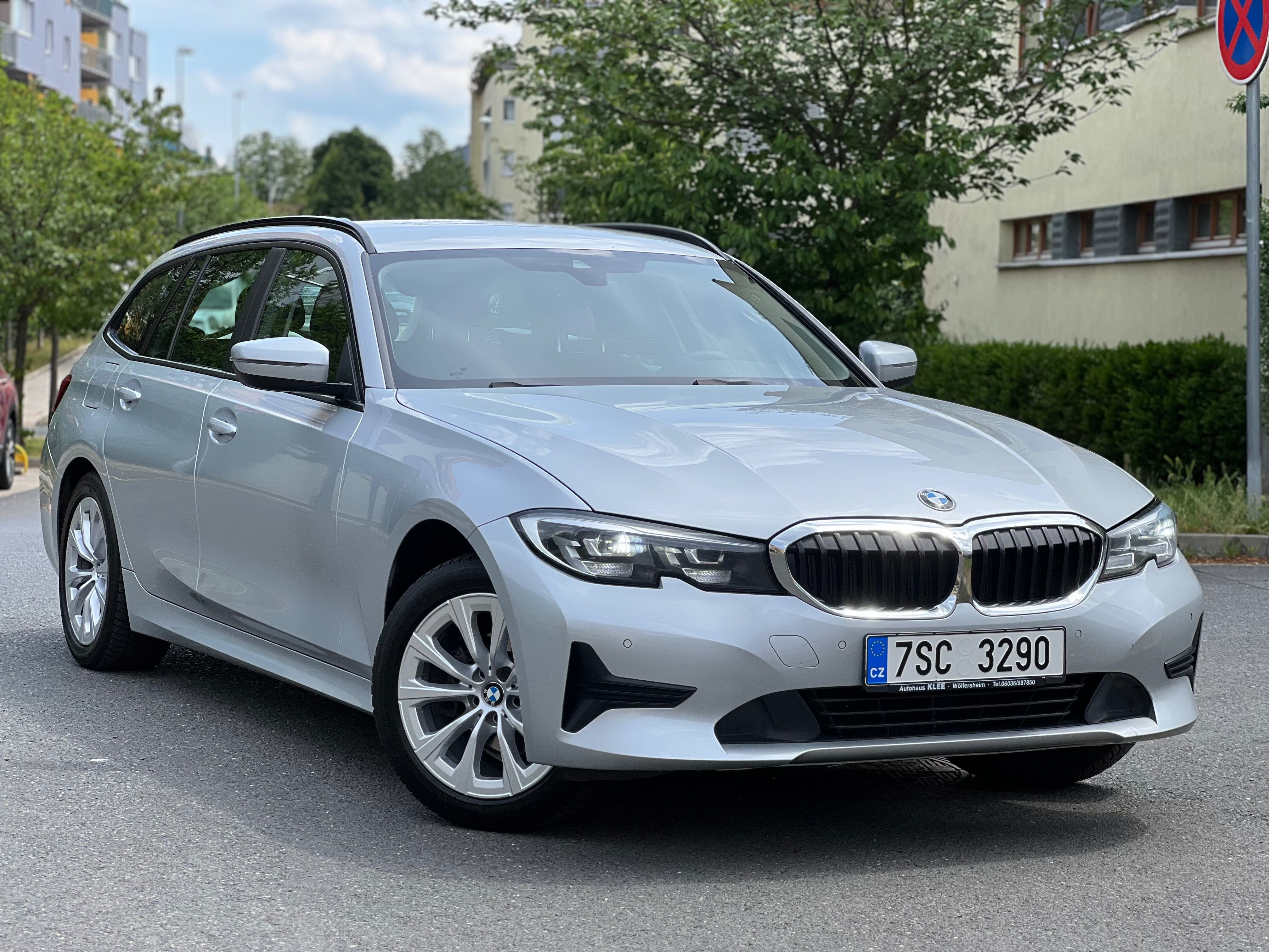 BMW Řada 3, 2.0D - fotka 2