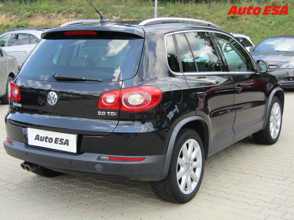 Volkswagen Tiguan, 2.0 TDI 4x4,autoAC - fotka 4