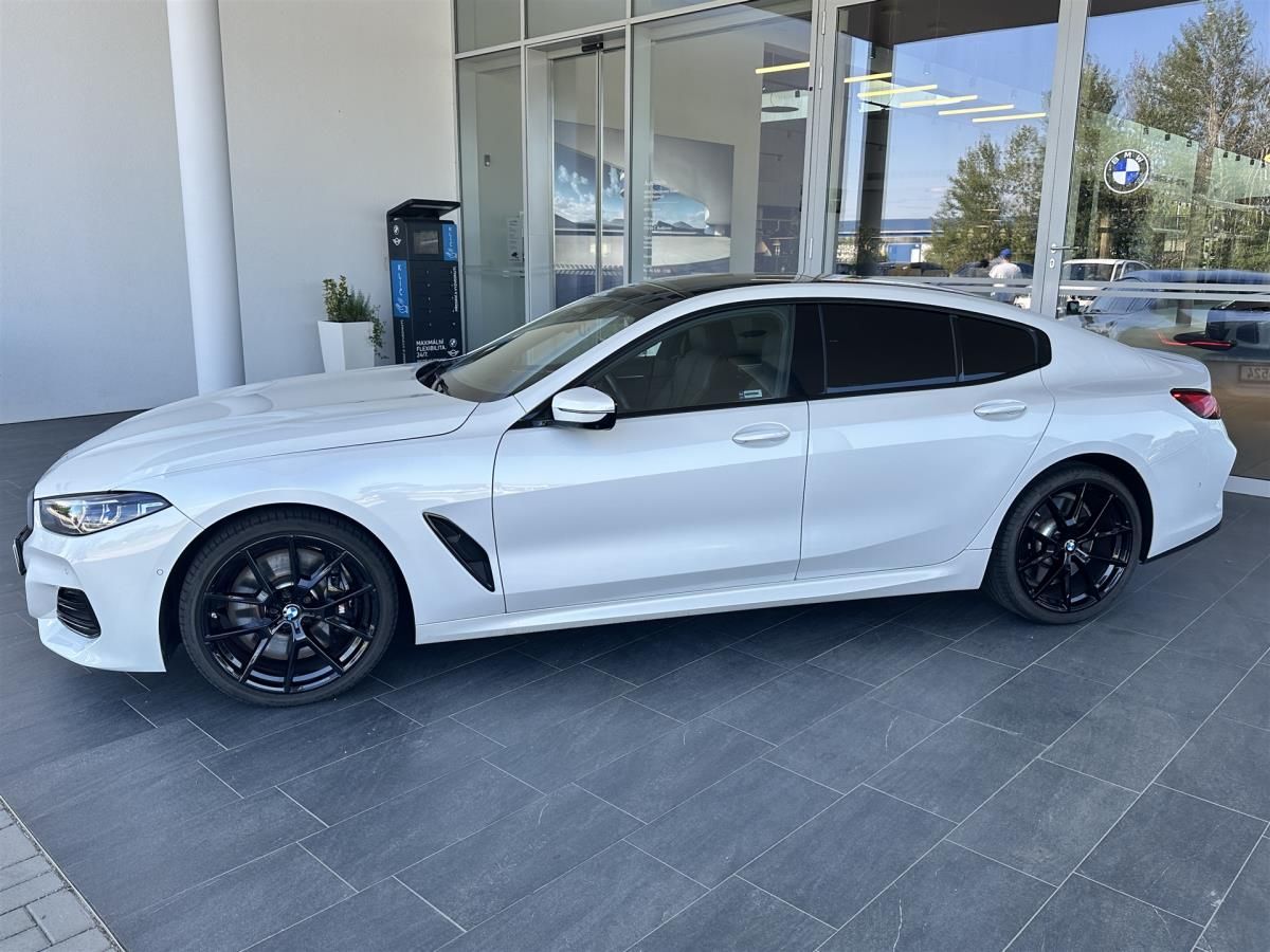 BMW Řada 8, 840i xDrive - fotka 3