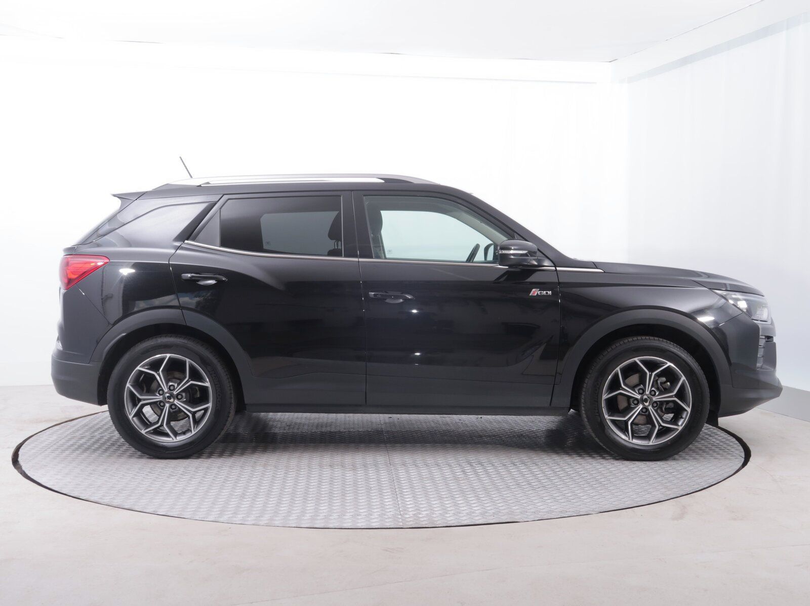 SsangYong Korando, 1.5 T-GDI, Style, ČR,1.maj - fotka 6