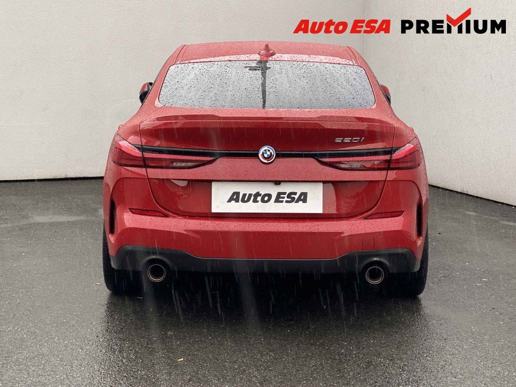 BMW Řada 2, 2.0i - fotka 5