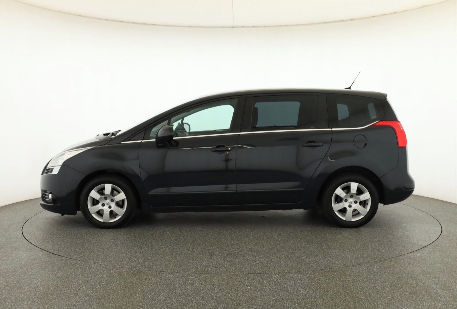 Peugeot 5008, 2.0 HDI, Tažné - fotka 3