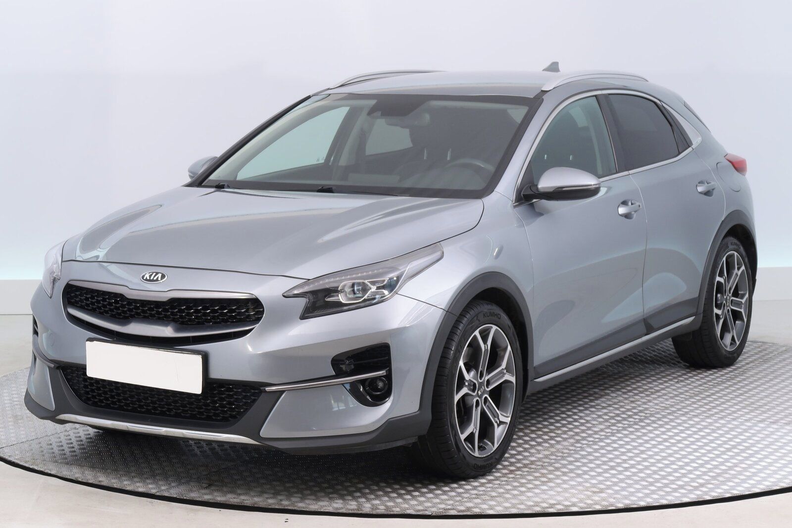 Kia XCee´d, 1.6 T-GDI, Automat, Serv.kniha - fotka 2