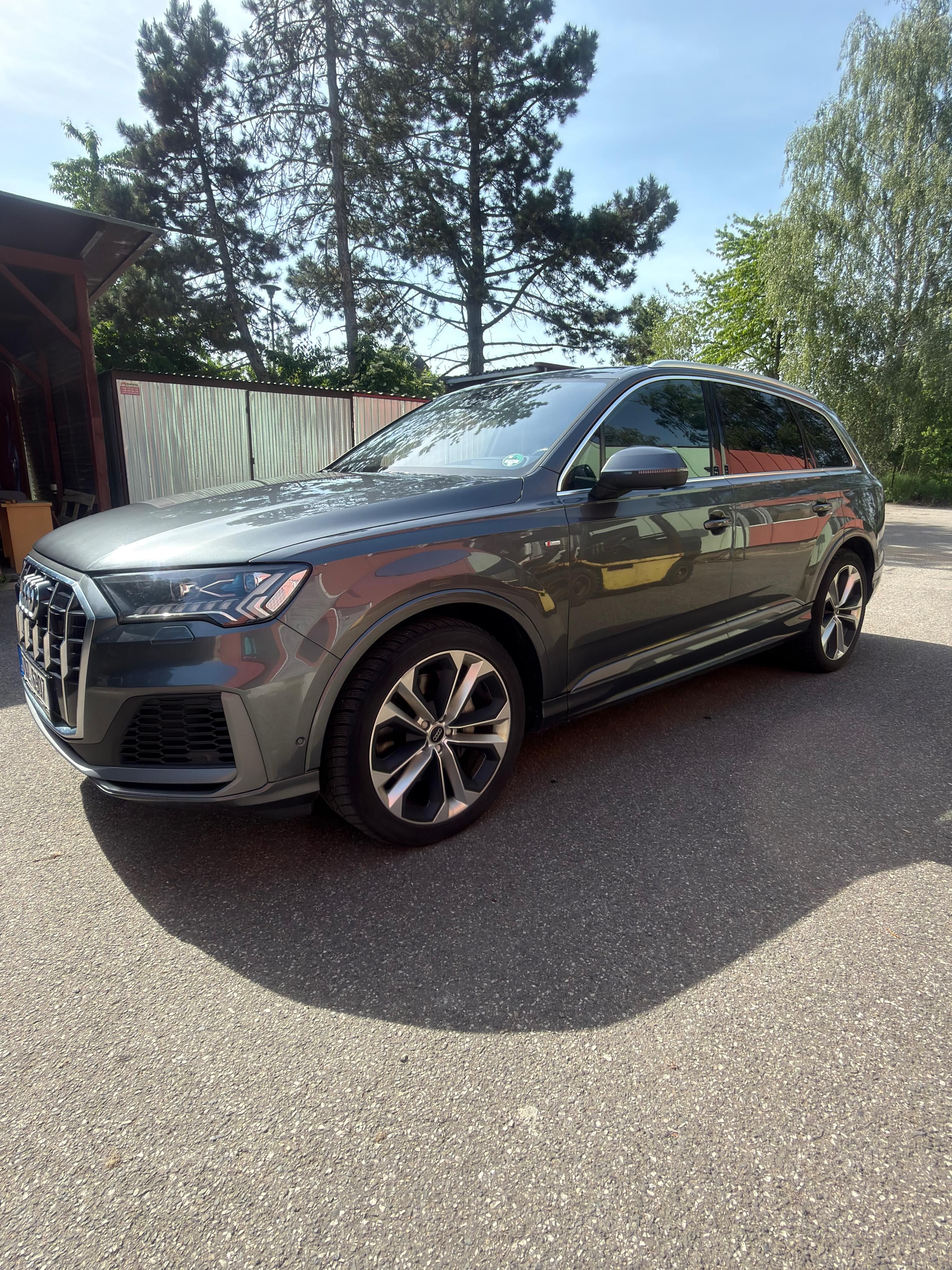 Audi Q7, Q7 50Tdi 7míst,tažné,laser - fotka 2