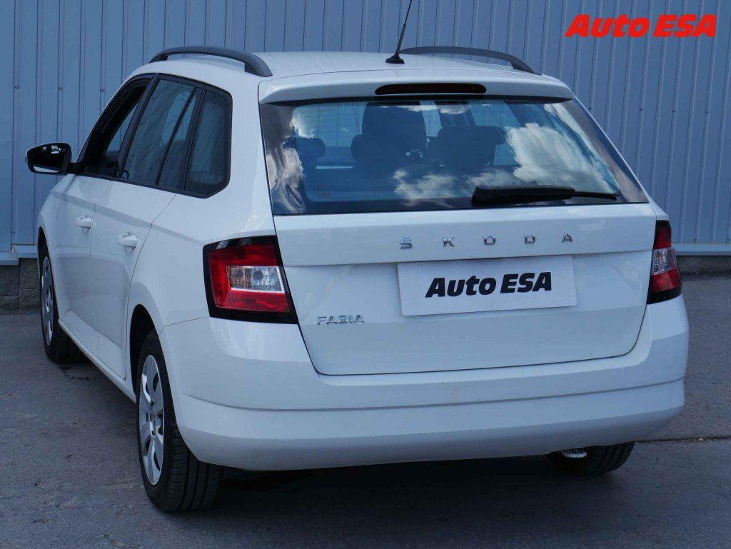 Škoda Fabia, 1.2 TSi,ČR - fotka 6