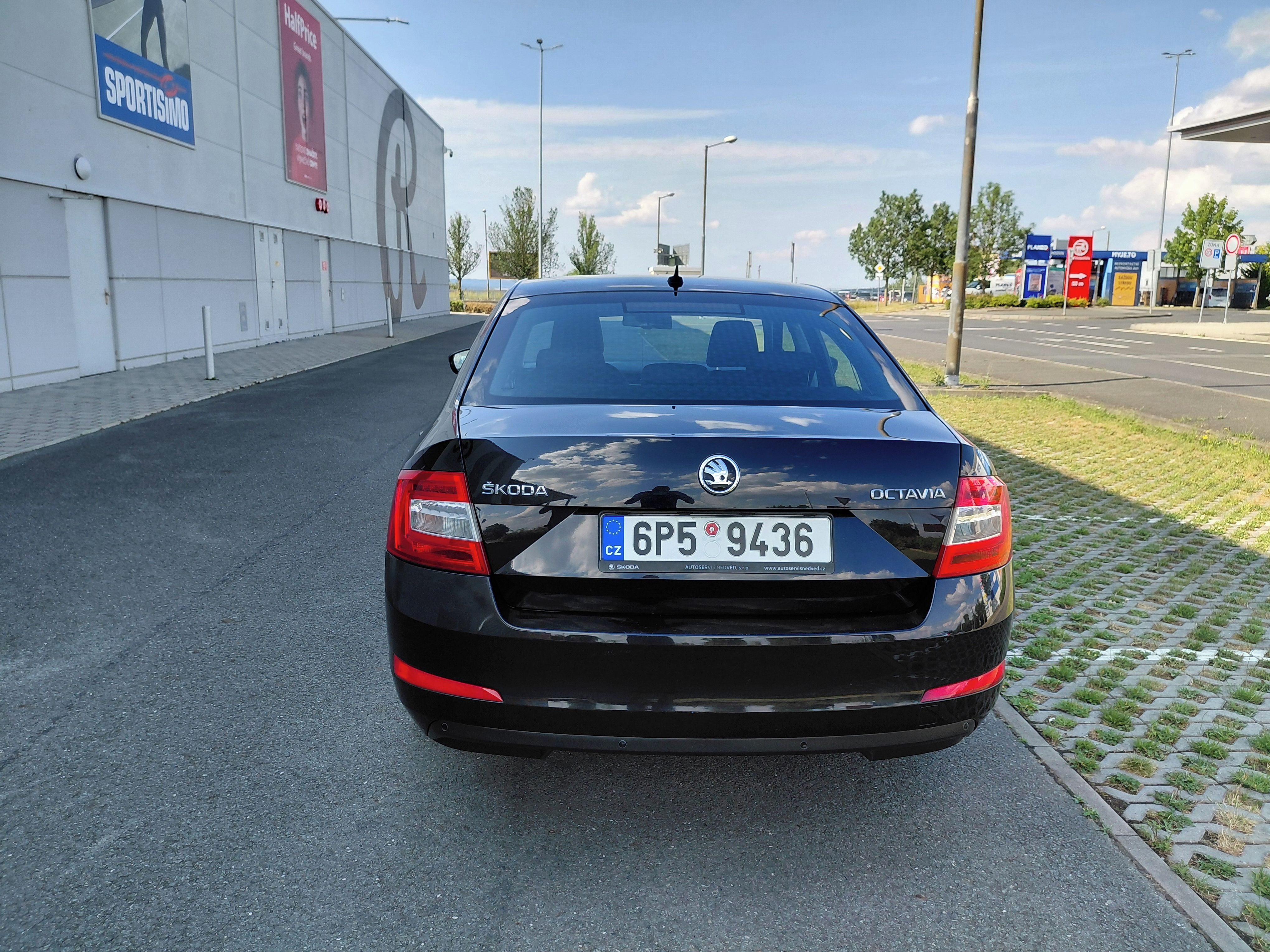 Škoda Octavia, 2.0TDI 110KW 1.MAJ VELMI PĚKNÉ - fotka 6