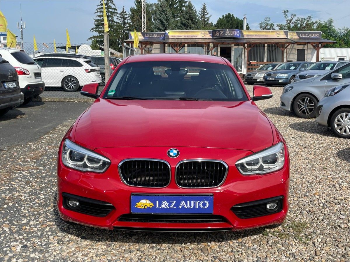 BMW Řada 1, 1,5 118 i - fotka 3