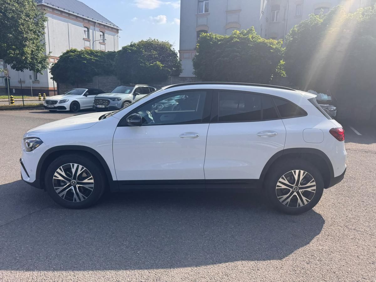 Mercedes-Benz GLA, 200 d 4MATIC - fotka 4