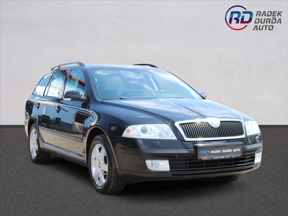 Škoda Octavia, 1,6 MPI  TAŽNÉ,ELEGANCE - fotka 3
