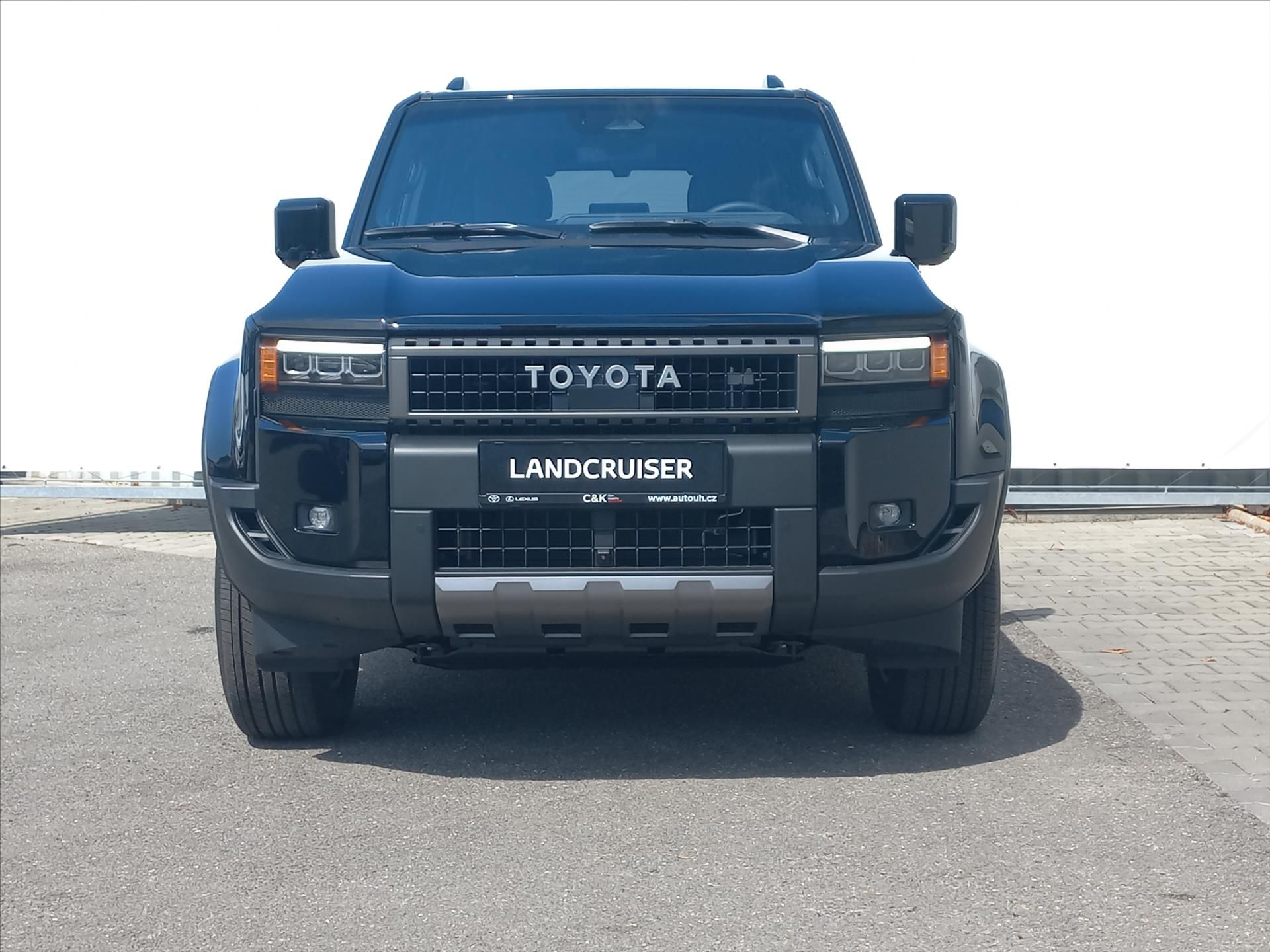 Toyota Land Cruiser, 2,8 Diesel 48V MHEV AWD  Execu - fotka 5