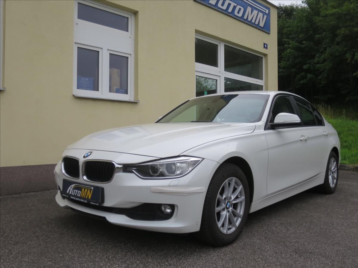 BMW Řada 3, 2,0 316d LUXURY LINE