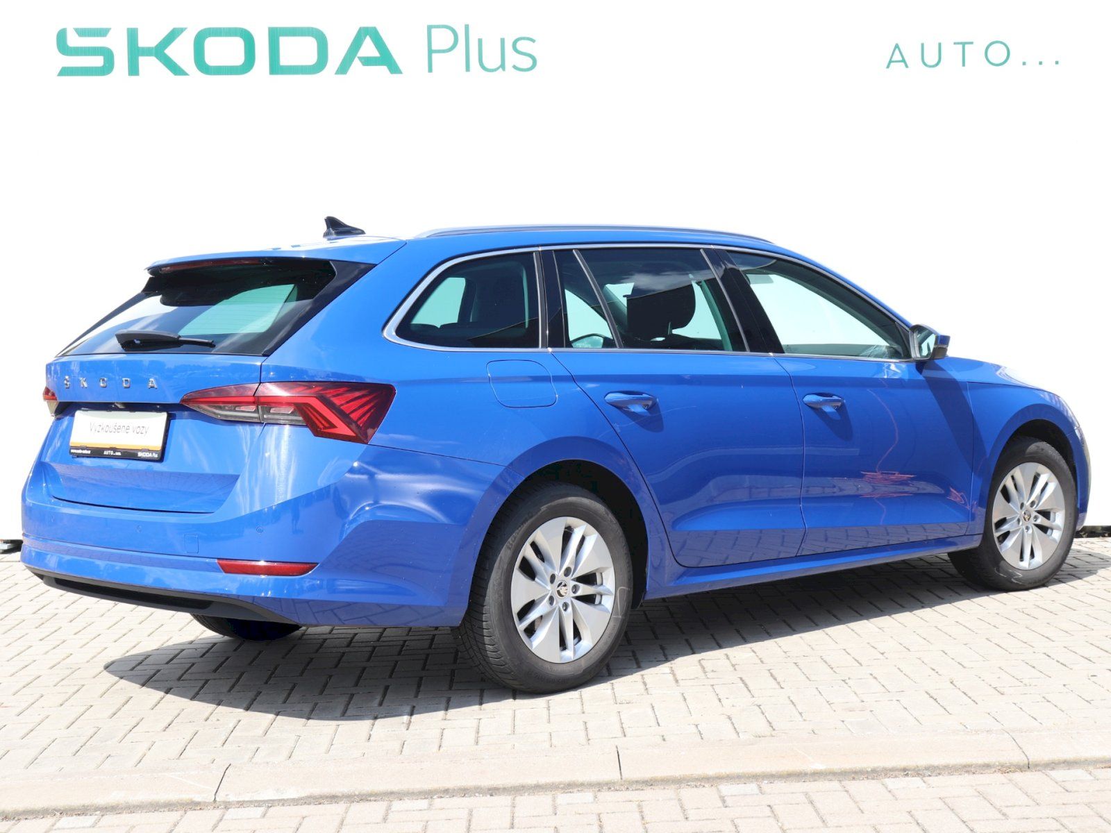 Škoda Octavia, Octavia Combi Style 2.0 TDI 11 - fotka 2