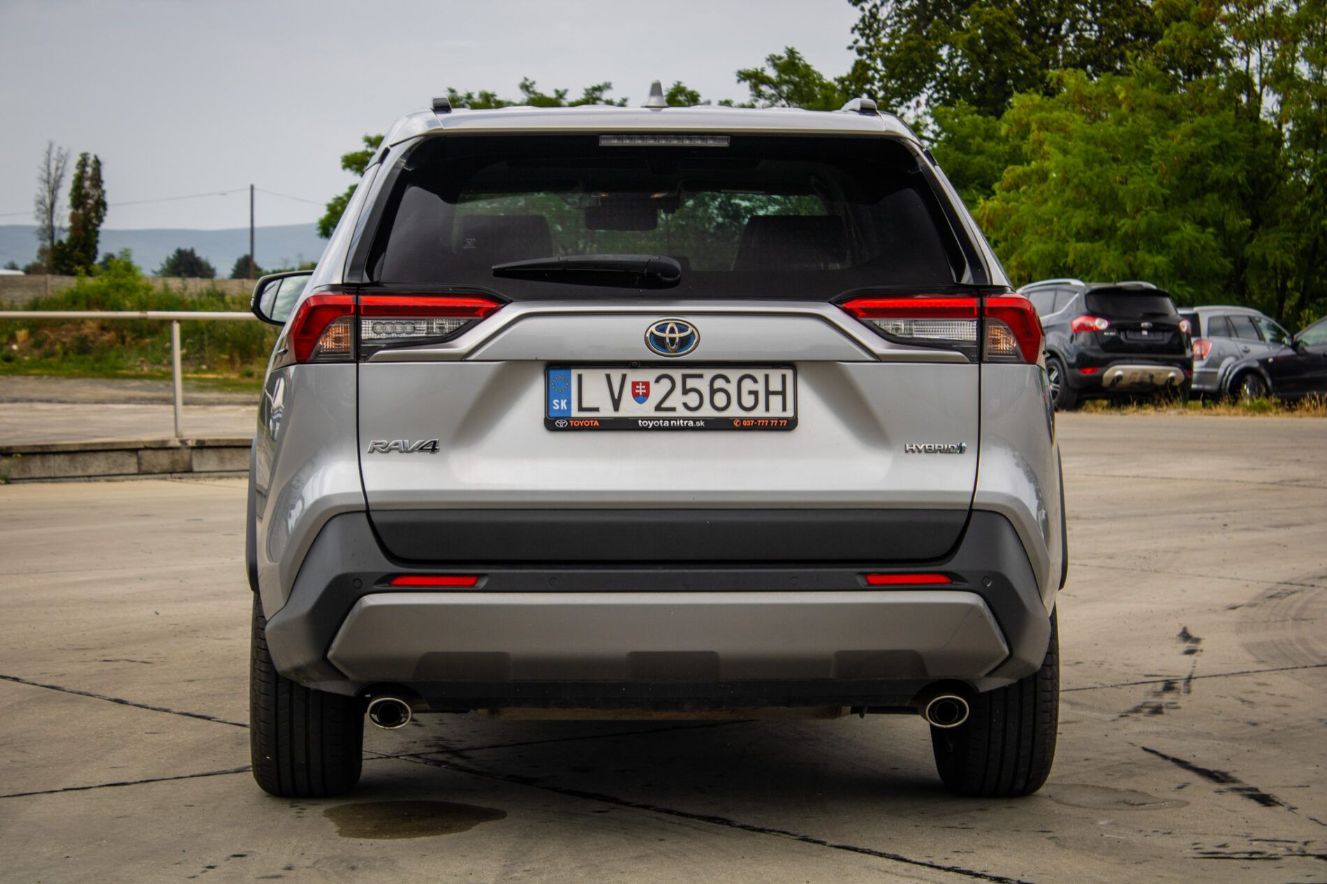 Toyota Rav4 - fotka 6