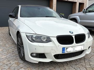 BMW 335ix manuál 450 koní