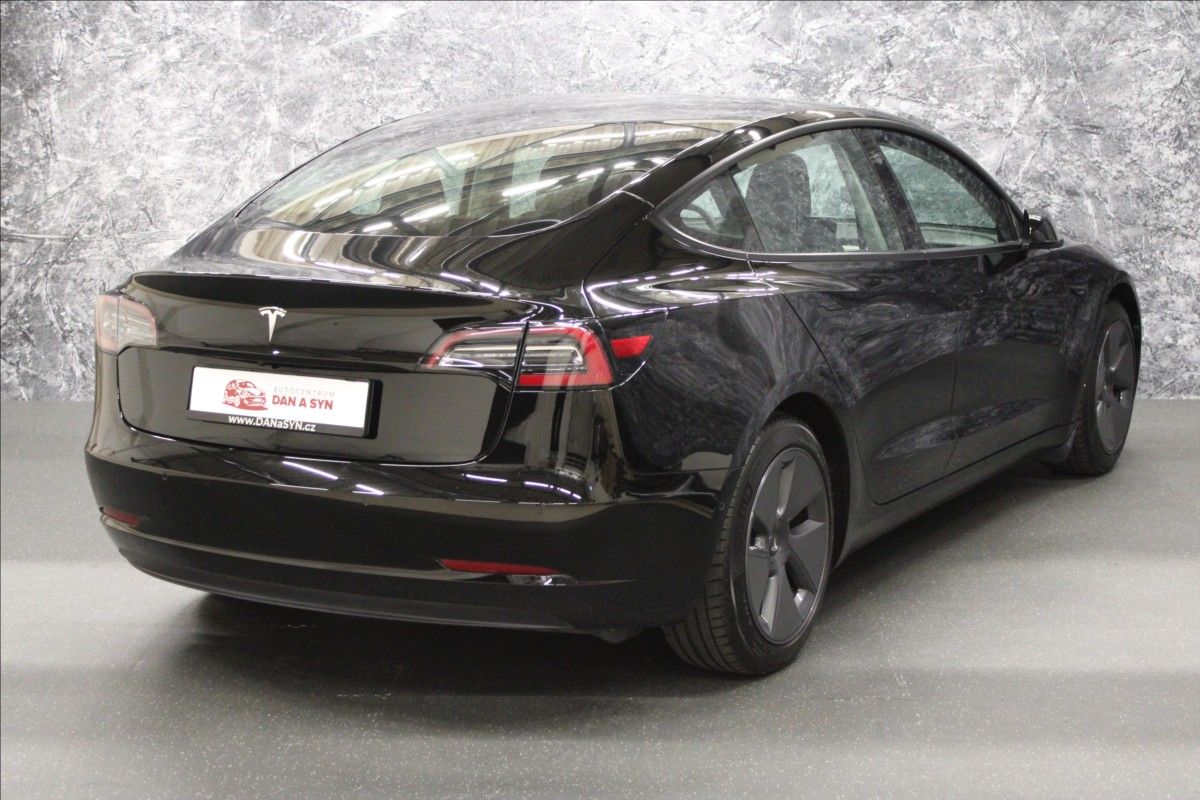 Tesla Model 3, STANDARD PLUS ZÁNOVNÍ - fotka 4