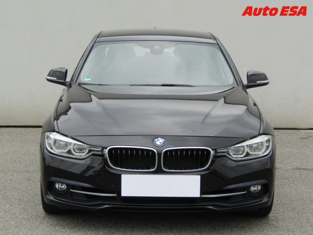 BMW Řada 3, 1.5 i,2.maj,ČR - fotka 2