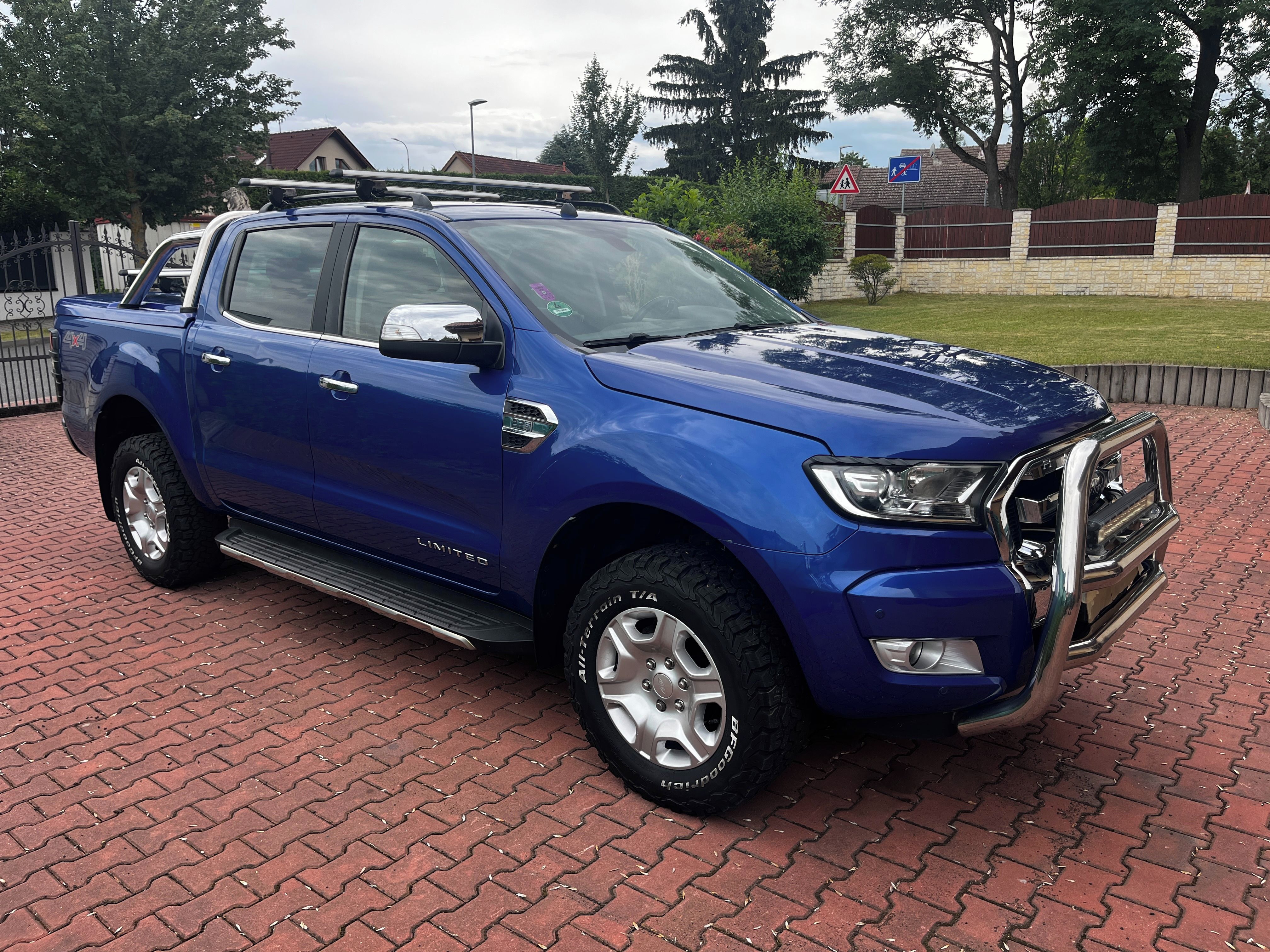 Ford Ranger, 2.2D, 118KW, Limited, ČR, 1maj - fotka 2