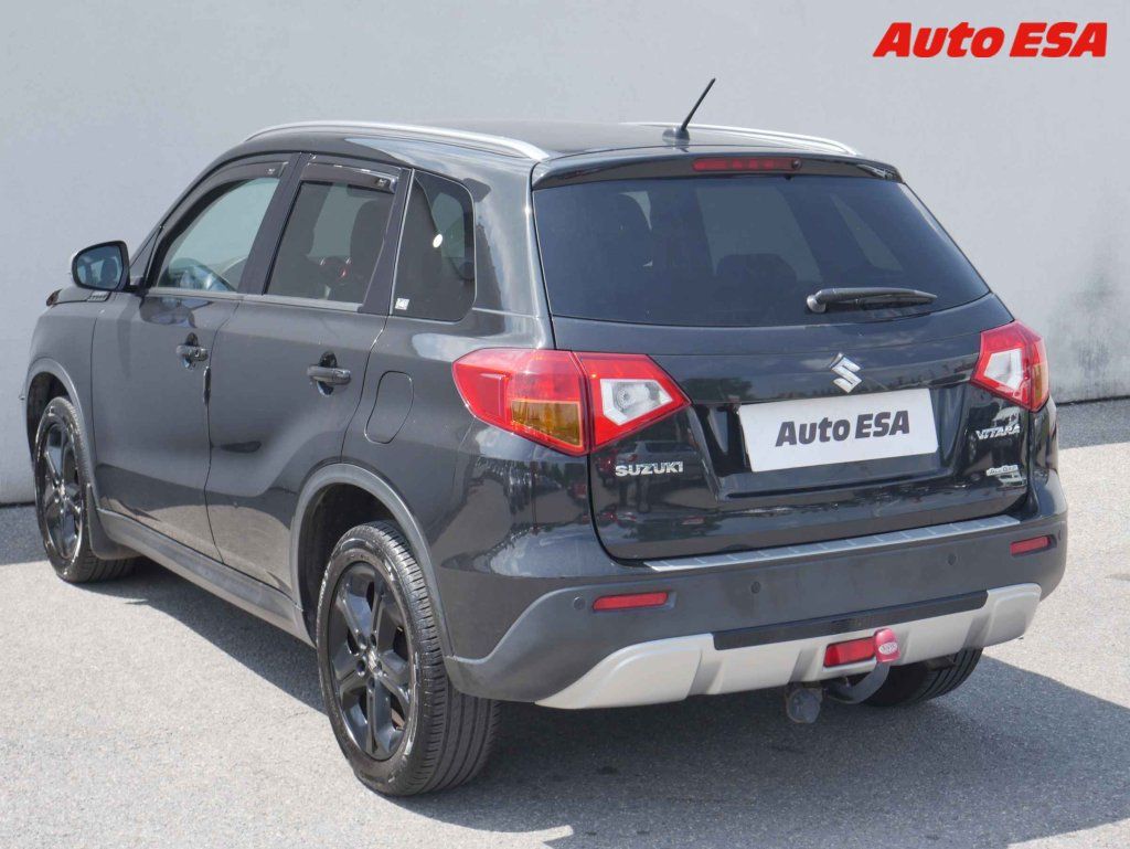 Suzuki Vitara, 1.4 T 4x4,ČR,navi,autoAC - fotka 6