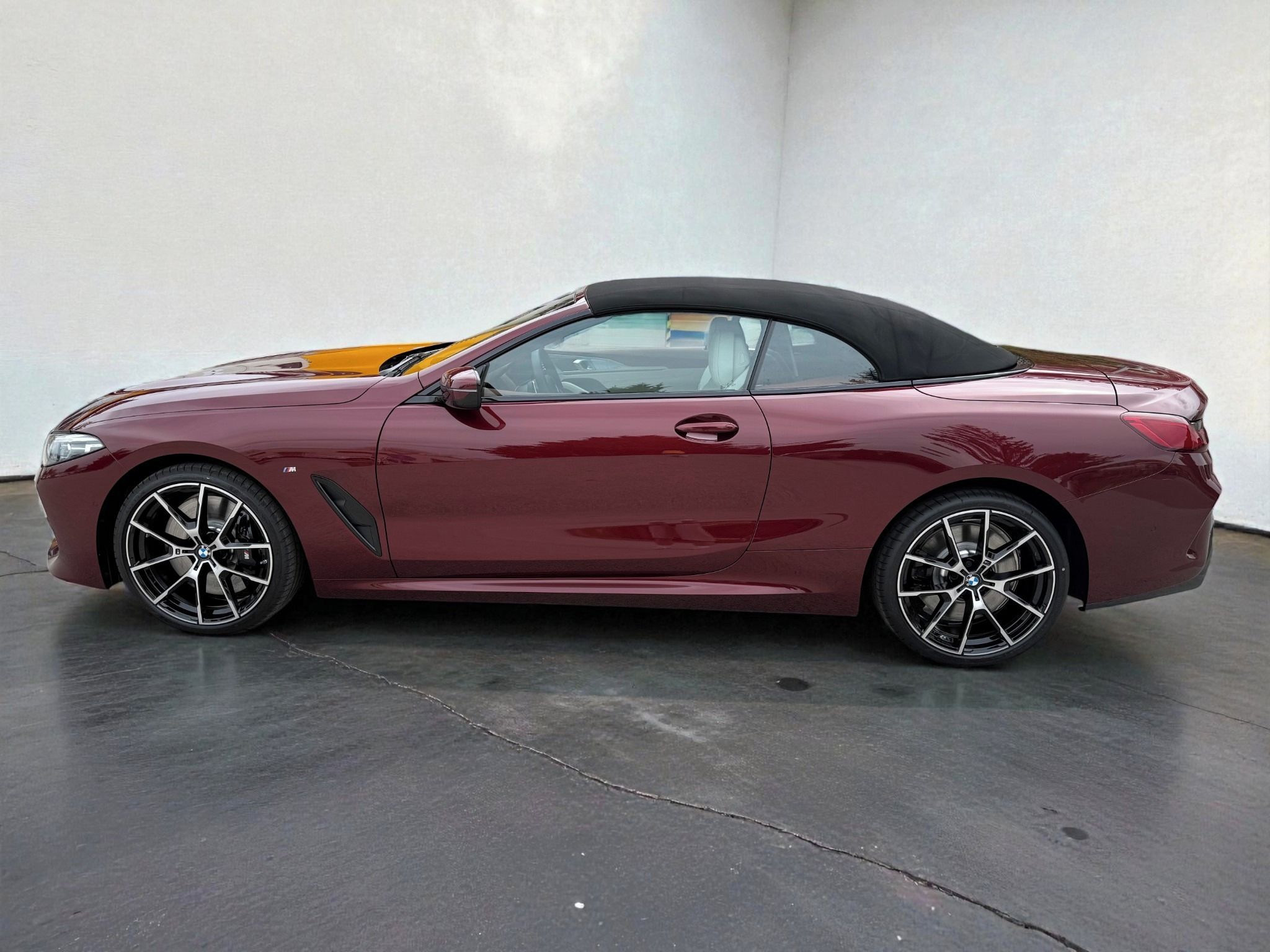BMW Řada 8, 840i cabrio - fotka 3