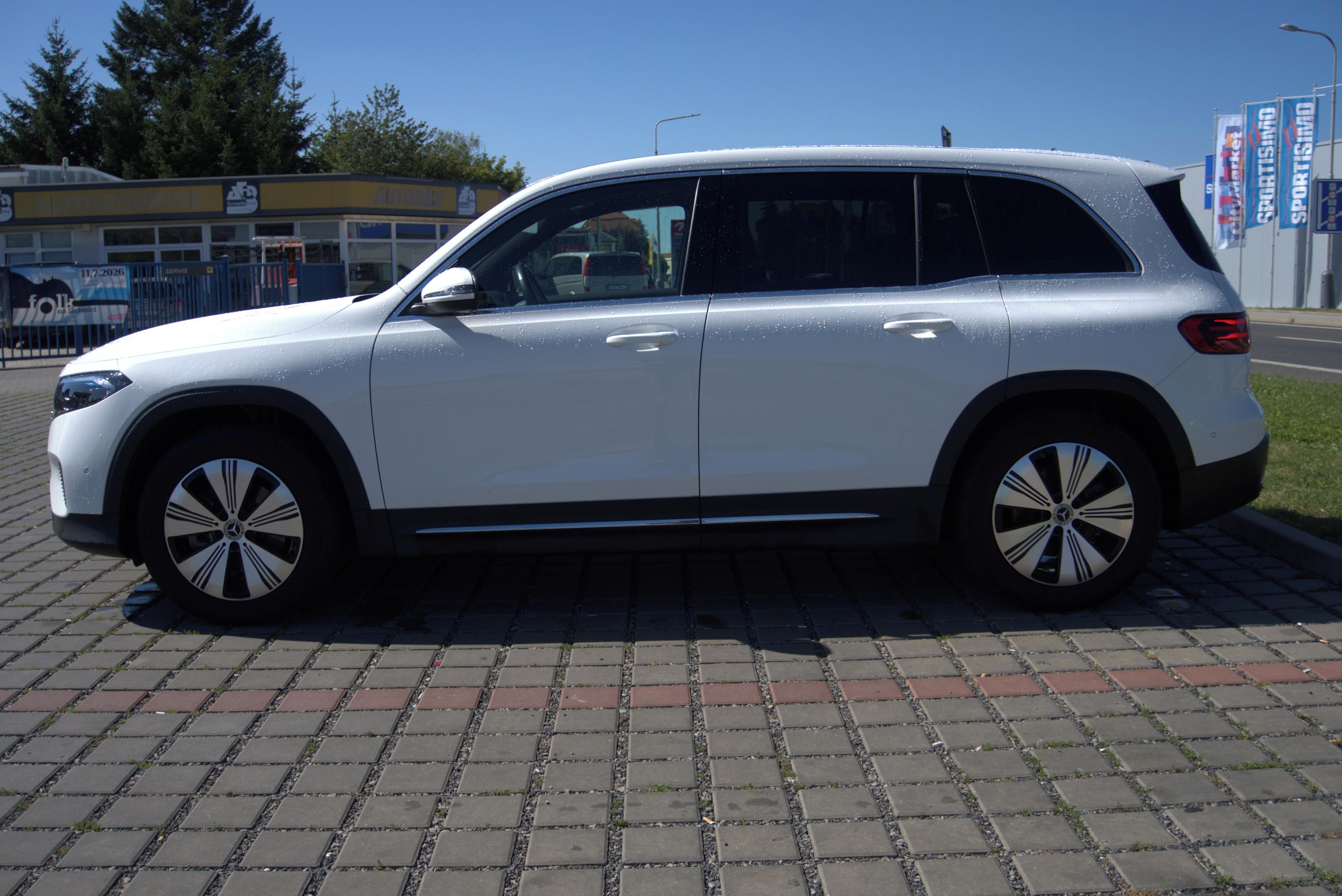 Mercedes-Benz EQB, MERCEDES EQB 300 4M - fotka 4
