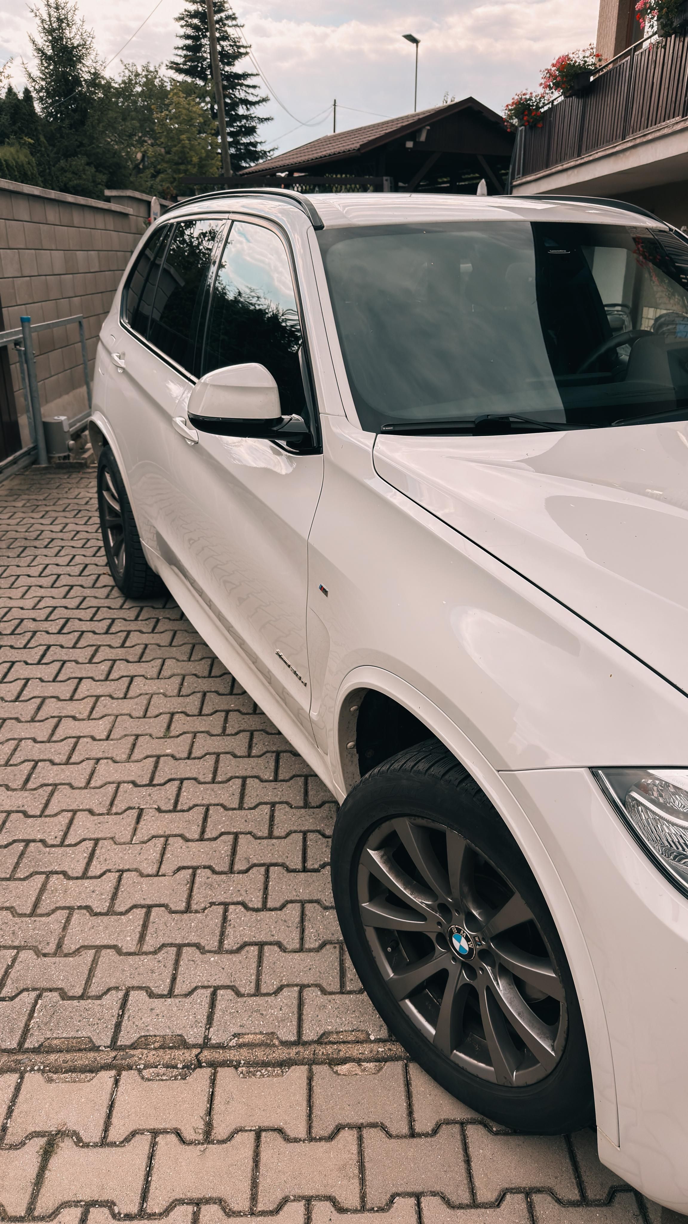 BMW X5 - fotka 6