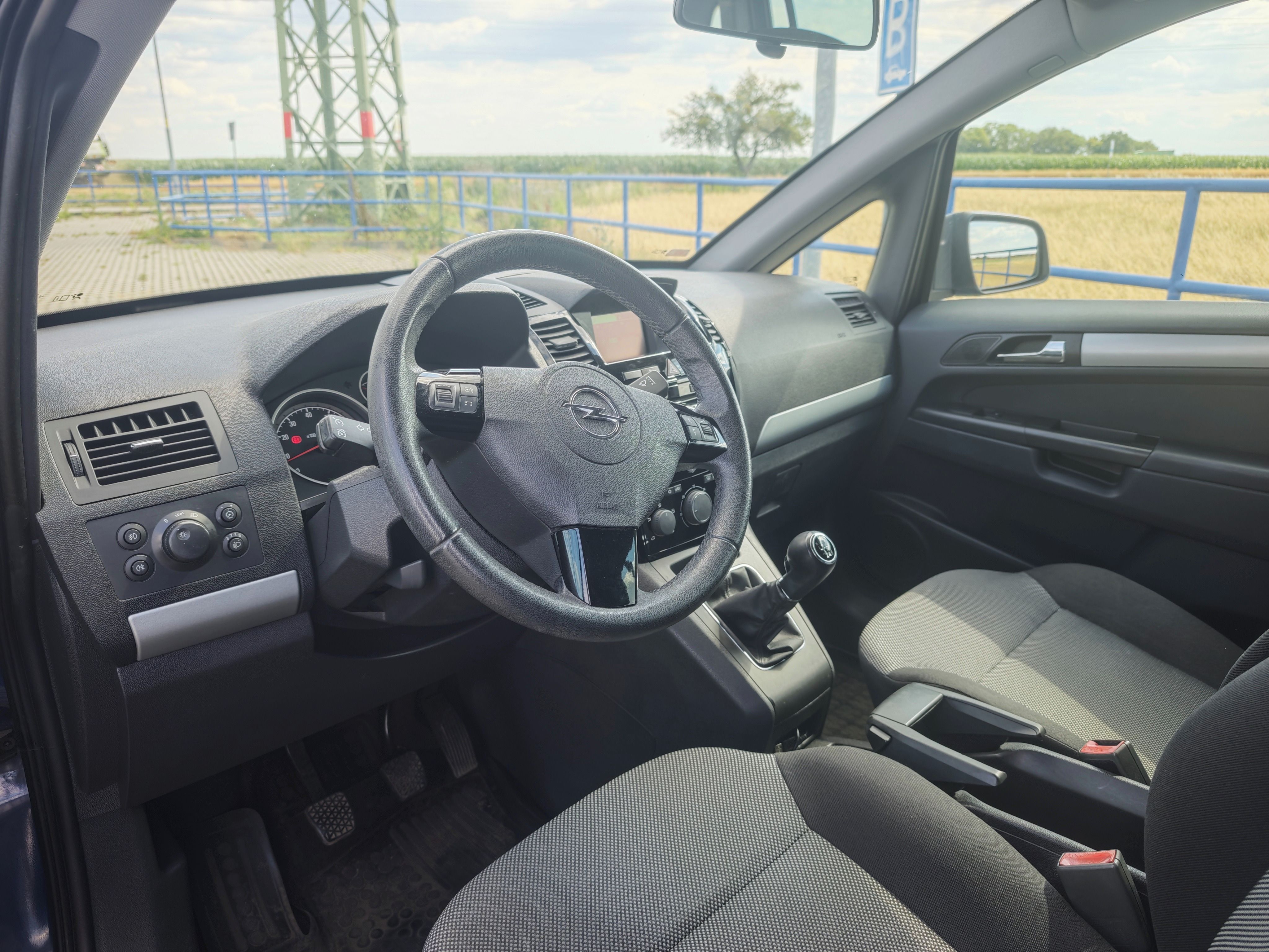 Opel Zafira, 1.6 benzin/CNG - fotka 6