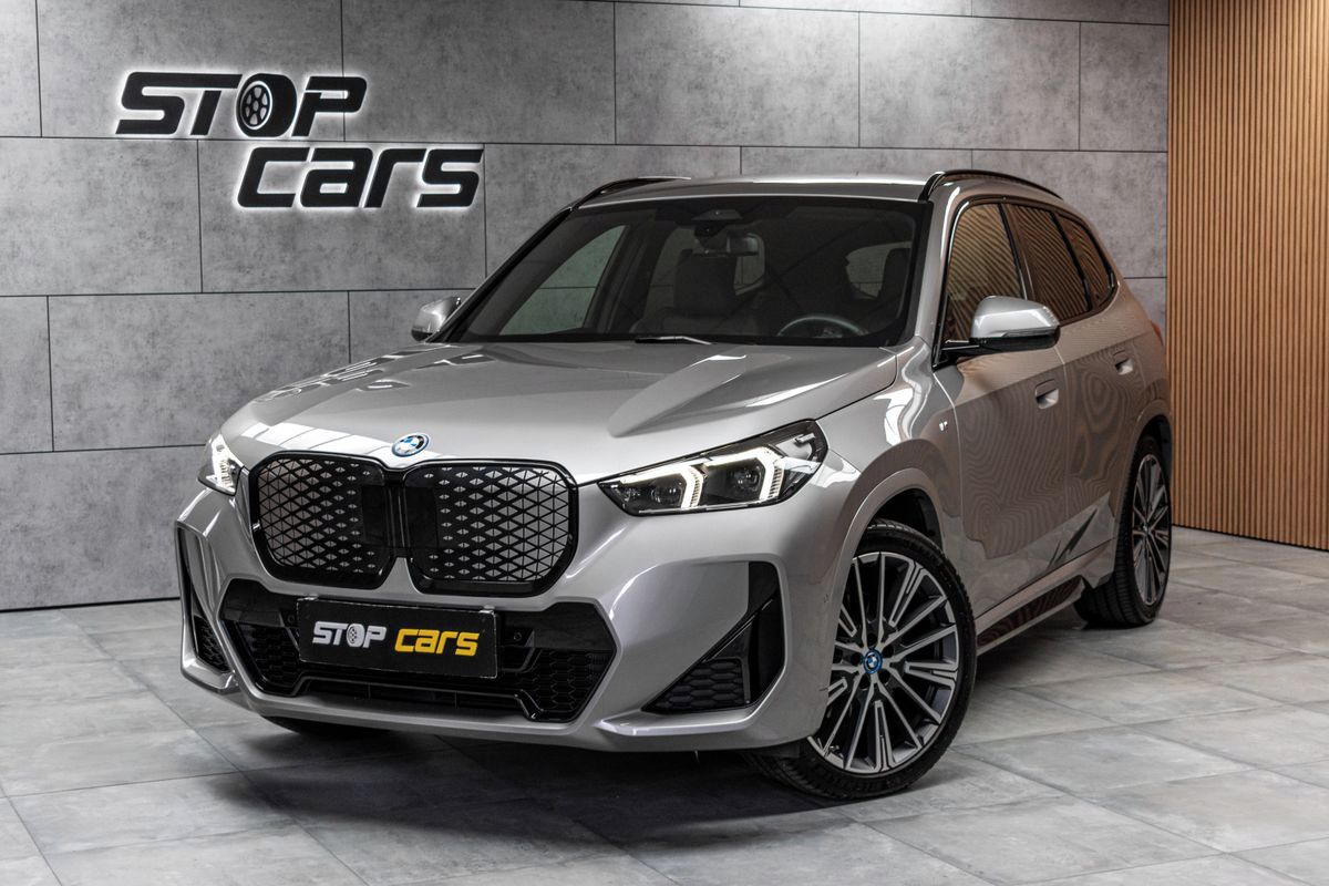 BMW iX1, xDrive30 ///M*ZÁRUKA*TAŽNÉ*ČR
