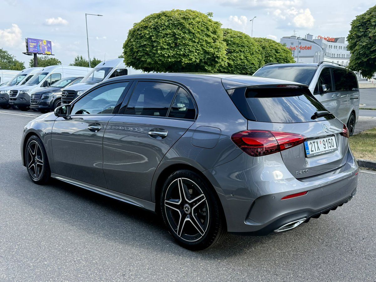Mercedes-Benz Třídy A, 200 - fotka 6