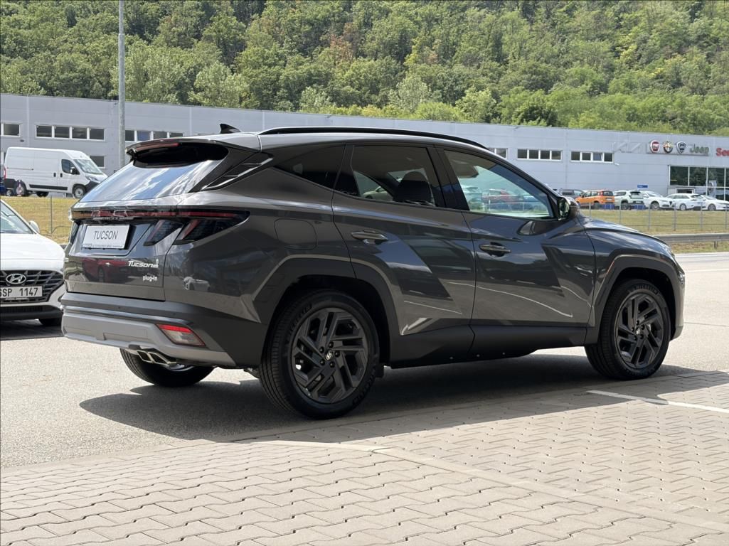 Hyundai Tucson, 1,6 T PHEV  20 Years - fotka 3