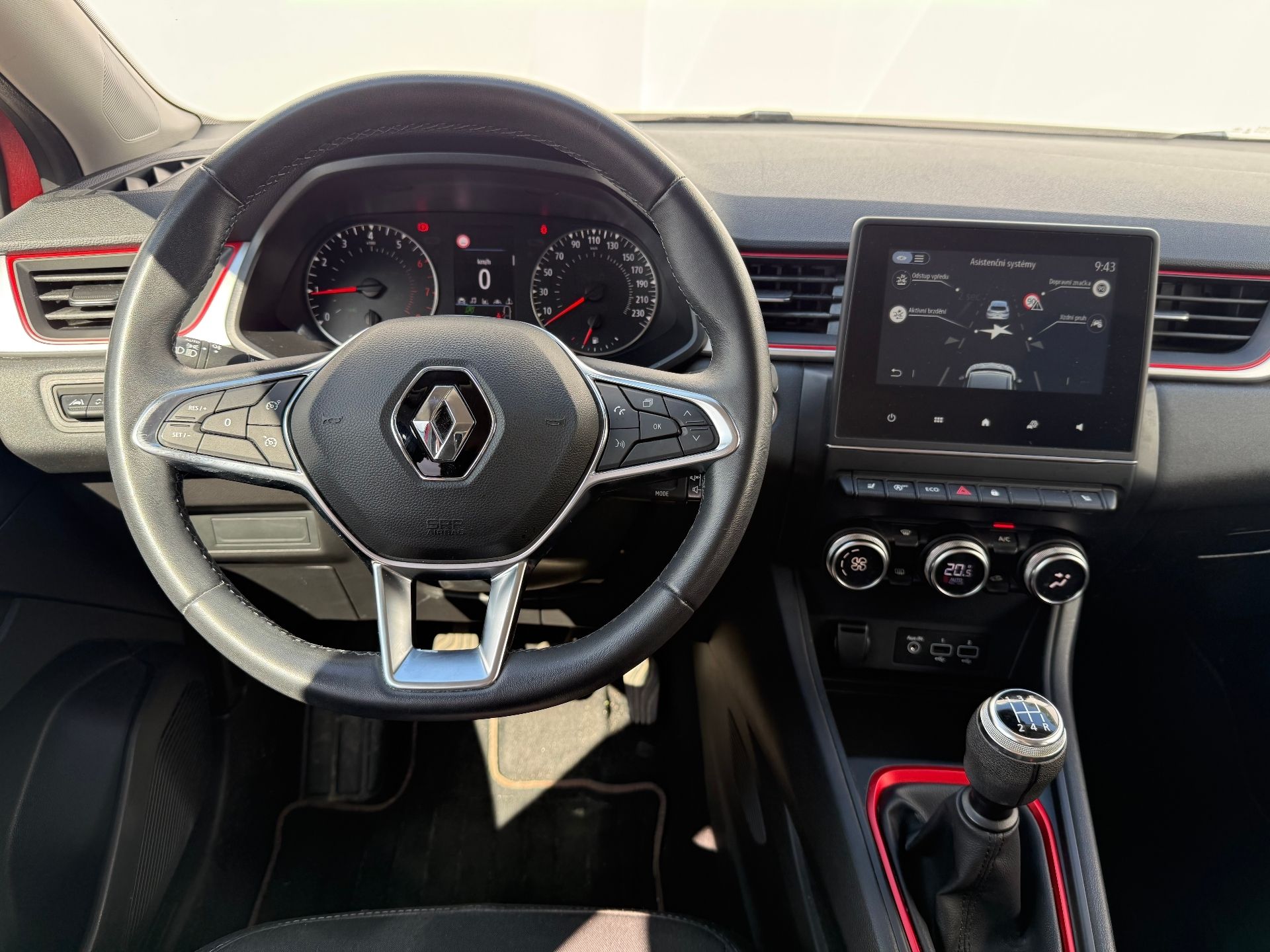 Renault Captur, 1.0 TCe 74 kW Intens - fotka 5