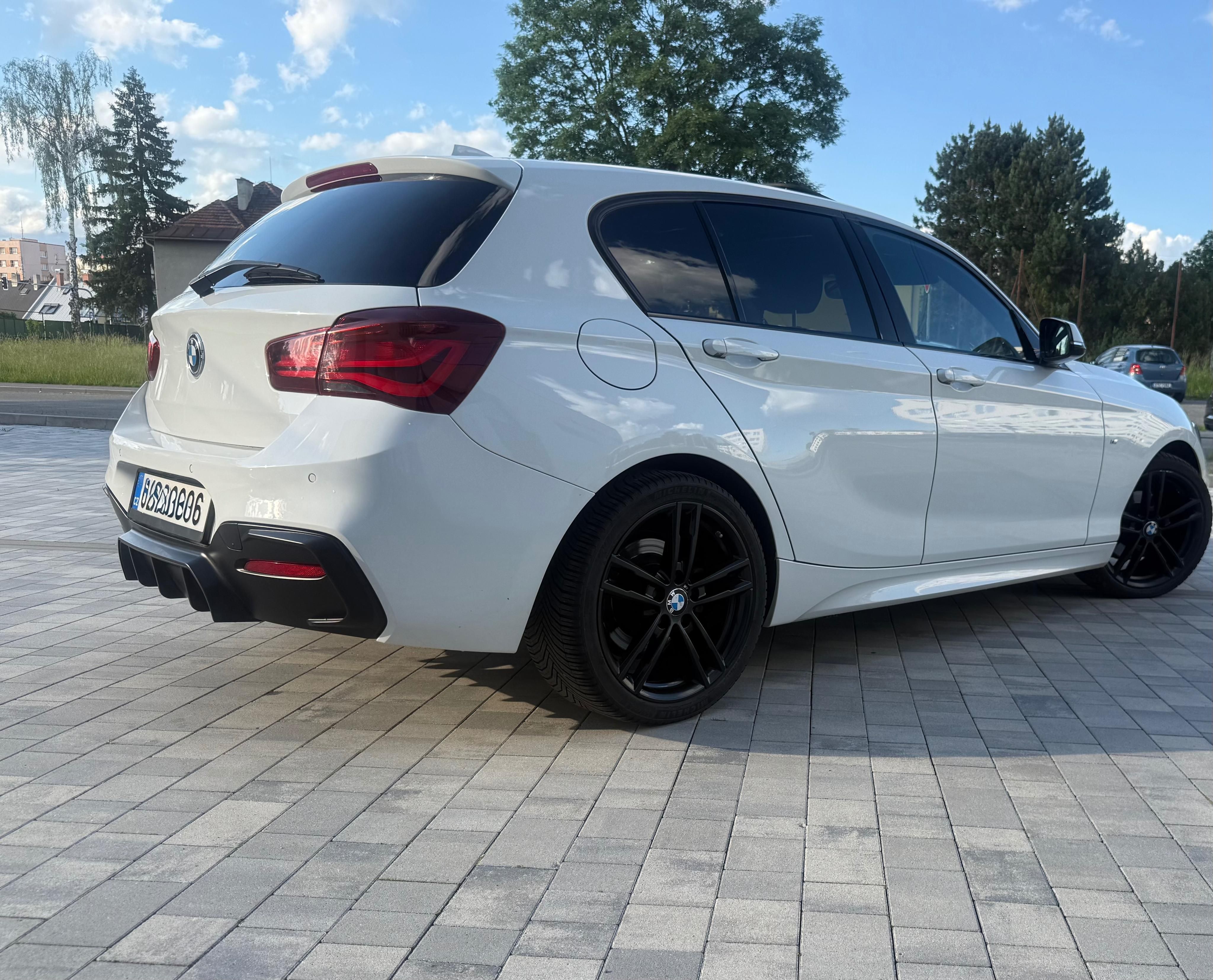 BMW Řada 1, BMW 120D 140kw - fotka 5