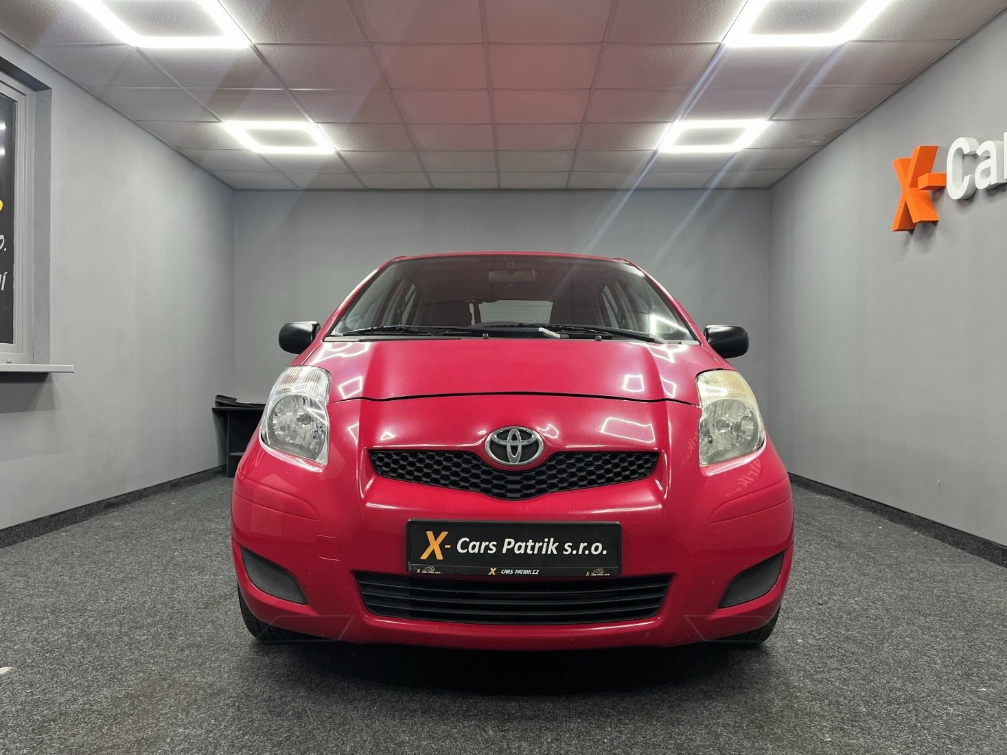 Toyota Yaris, 1.0i - fotka 3