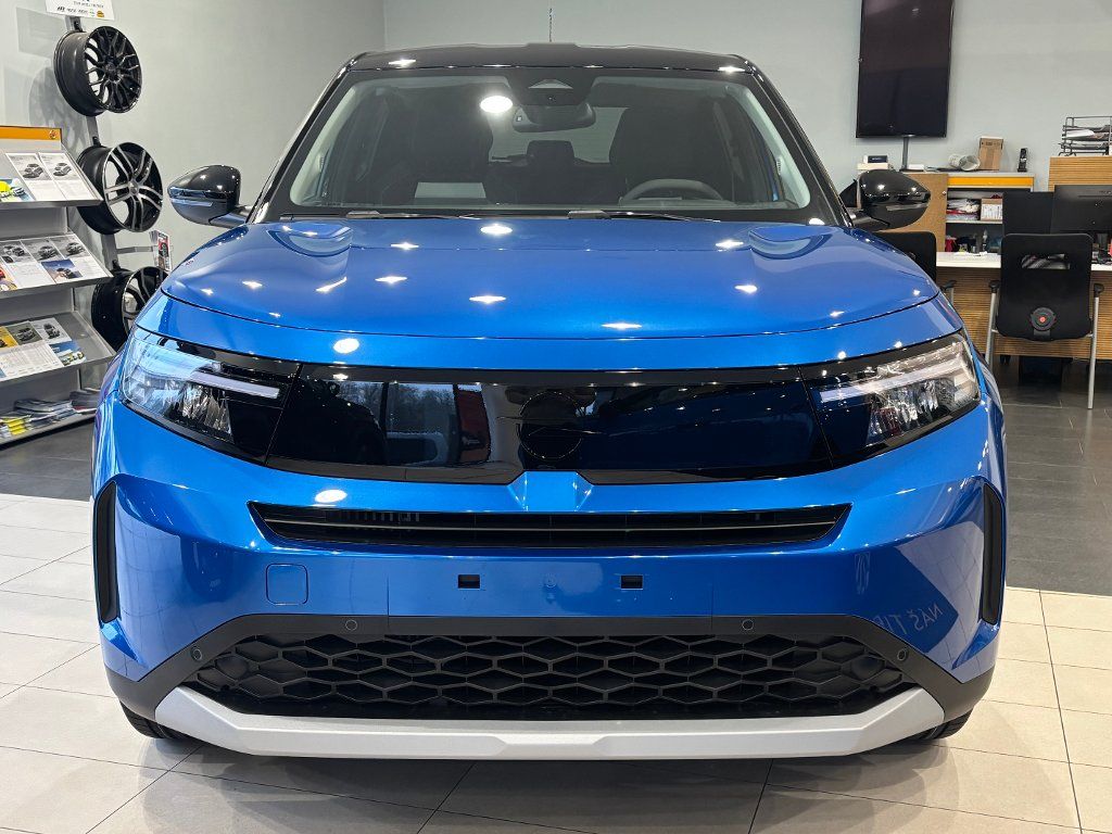 Opel Frontera, GS 1,2 Turbo 107kW AT6 - fotka 2