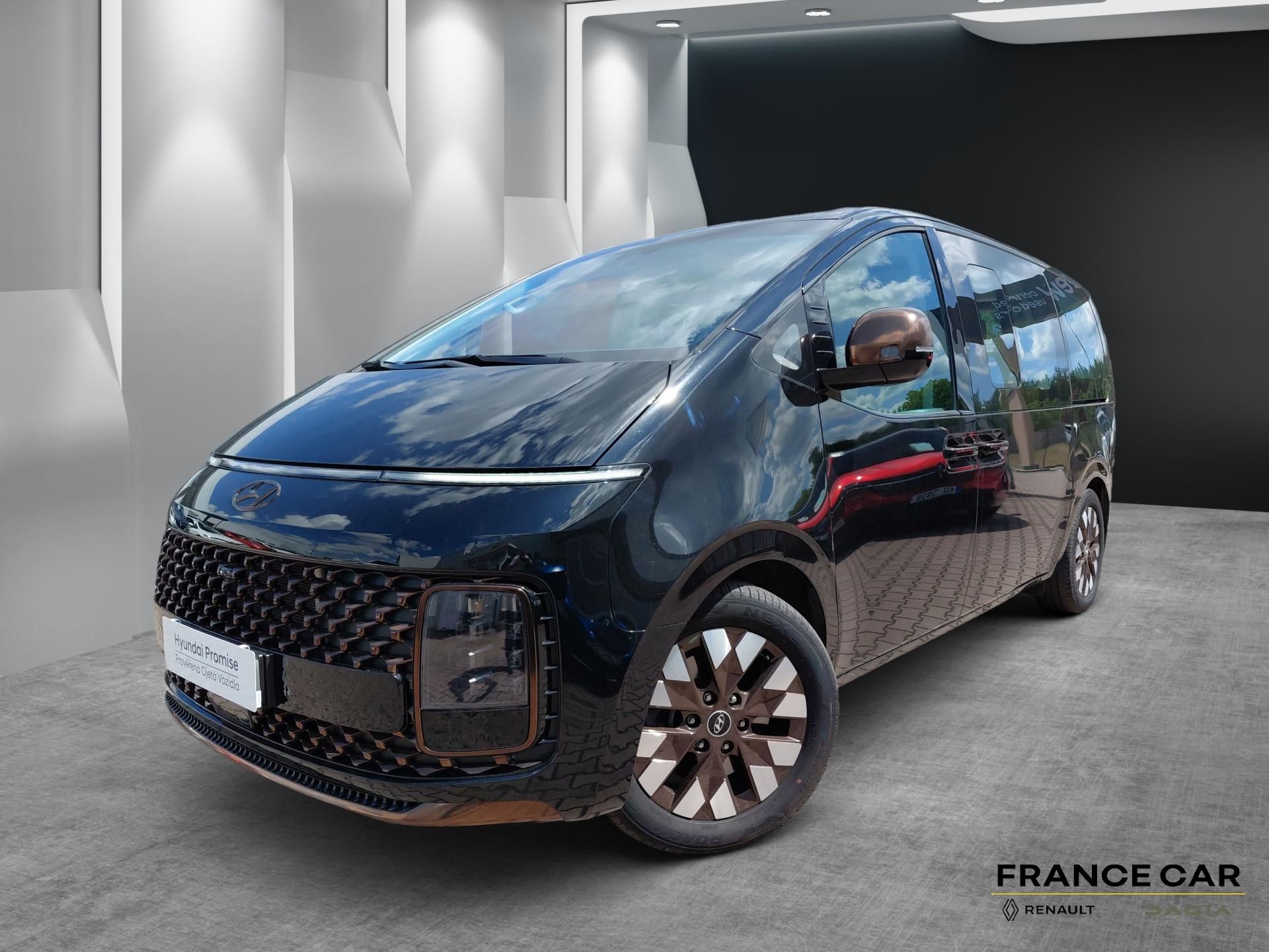 Hyundai Staria, 2.2D 4x4 DCT LUXURY BRASS PANO