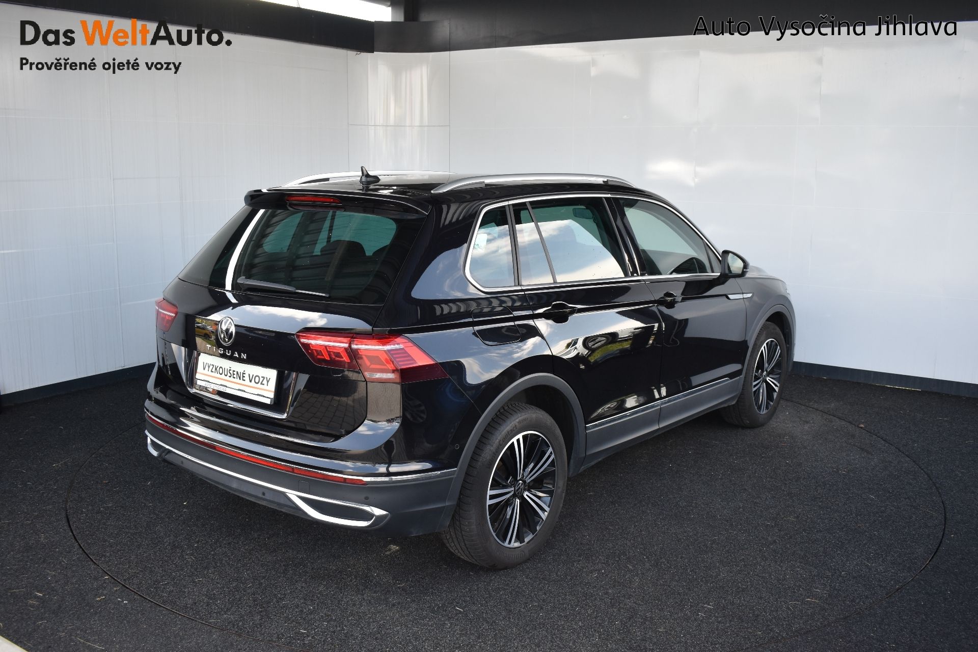 Volkswagen Tiguan, 2.0TDI 110kW DSG, 4x4,R-Line,T - fotka 2