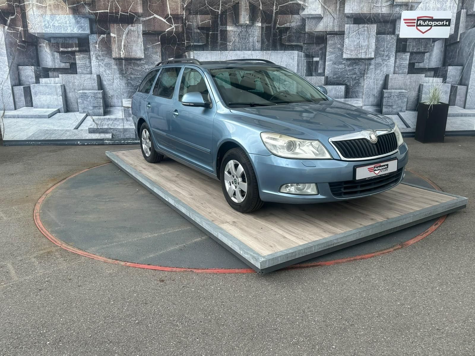 Škoda Octavia, 1.6TDi, 77KW, TEMP., VYHŘ.SED.