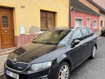Škoda octavia 3RS 135w