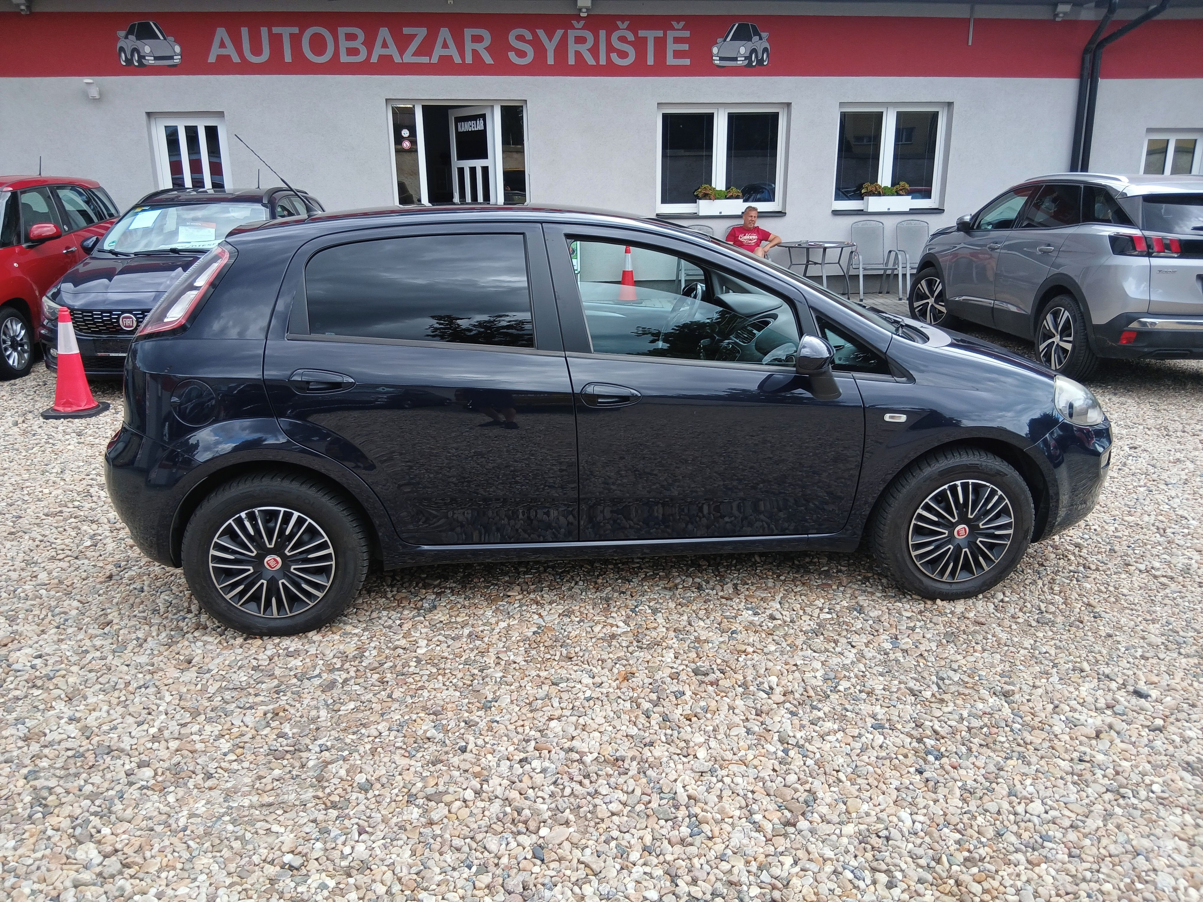 Fiat Punto, 1.4i 57KW Automat, Klima - fotka 4