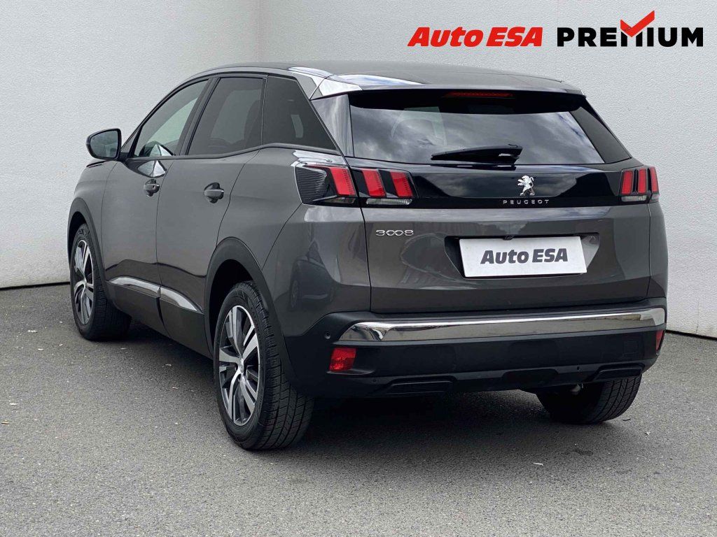 Peugeot 3008, 1.2 PureTech,Allure - fotka 6