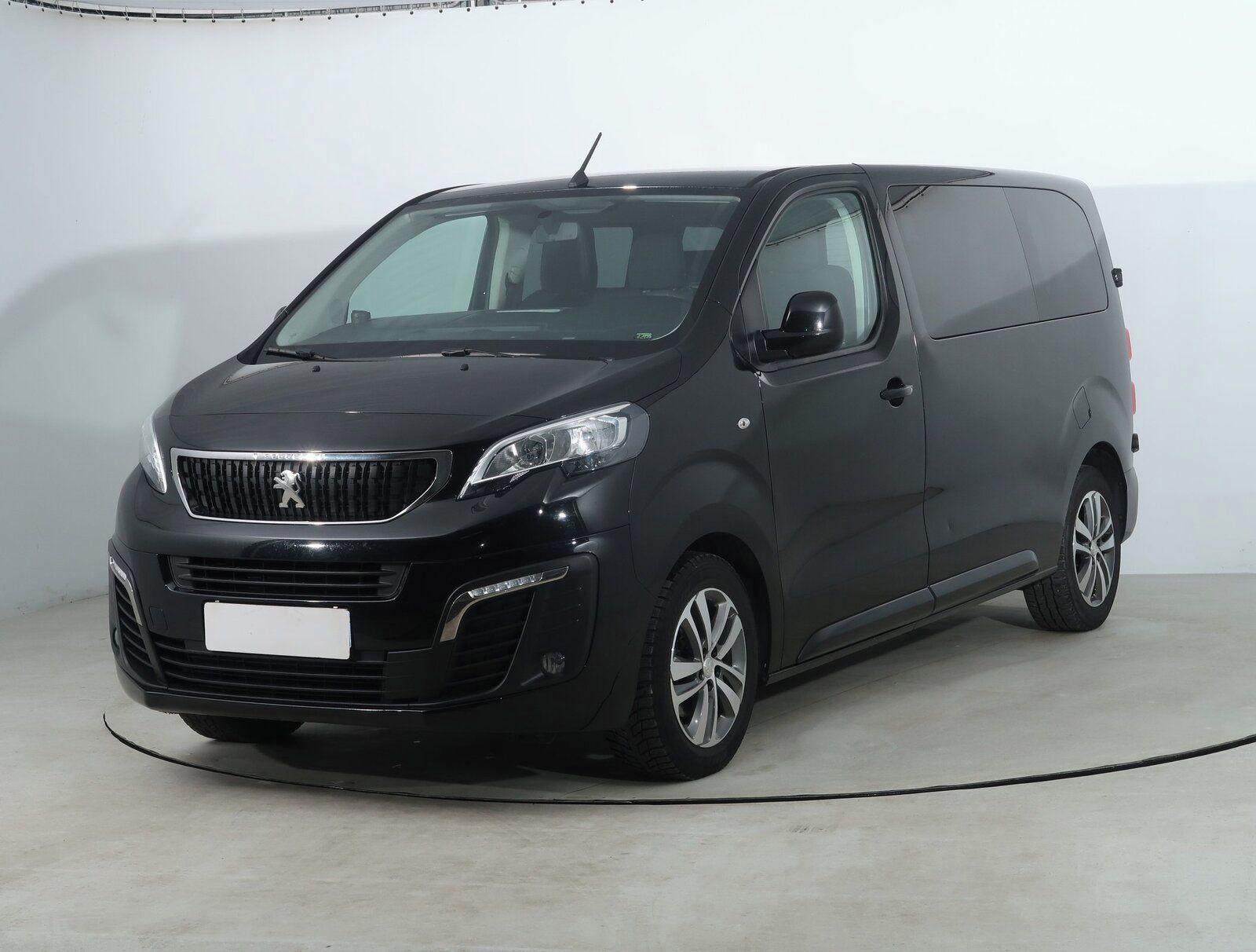 Peugeot Traveller, 2.0 BlueHDi, Klima, ČR - fotka 2