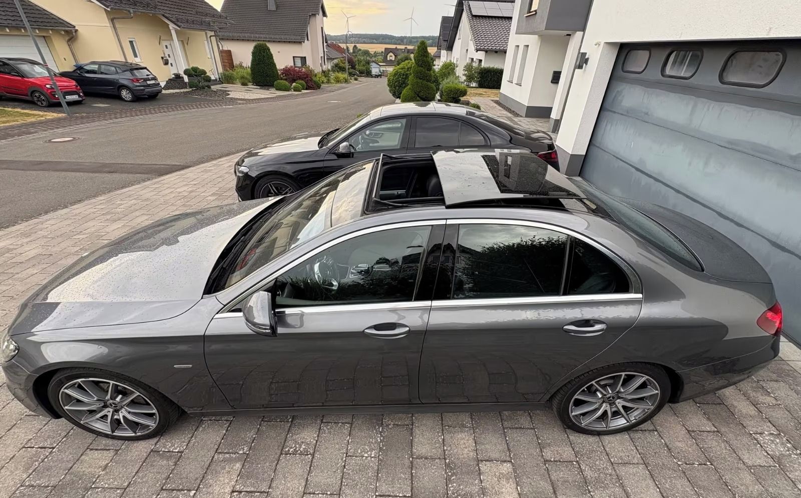 Mercedes-Benz Třídy E, Mercedes-Benz E 220 d AMG Line - fotka 4