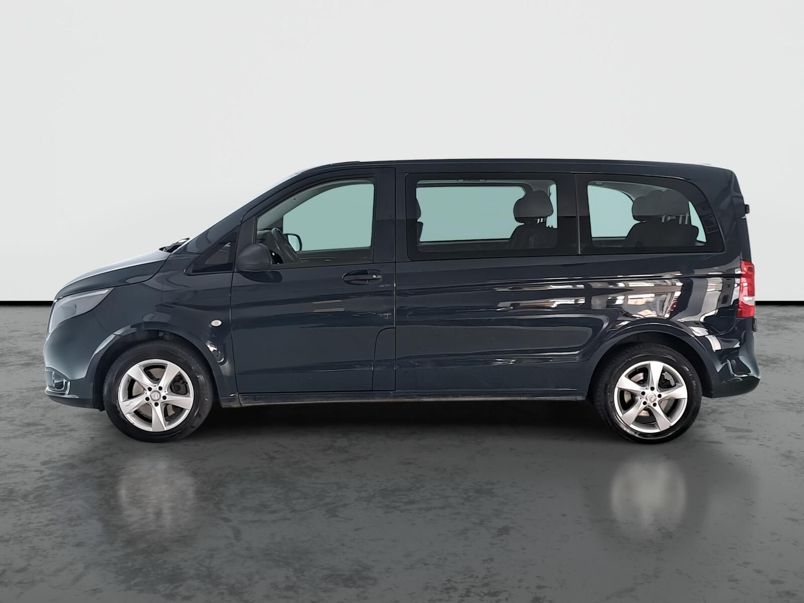 Mercedes-Benz Vito, 119 CDI 4x4, Tourer/K, 8 míst - fotka 3