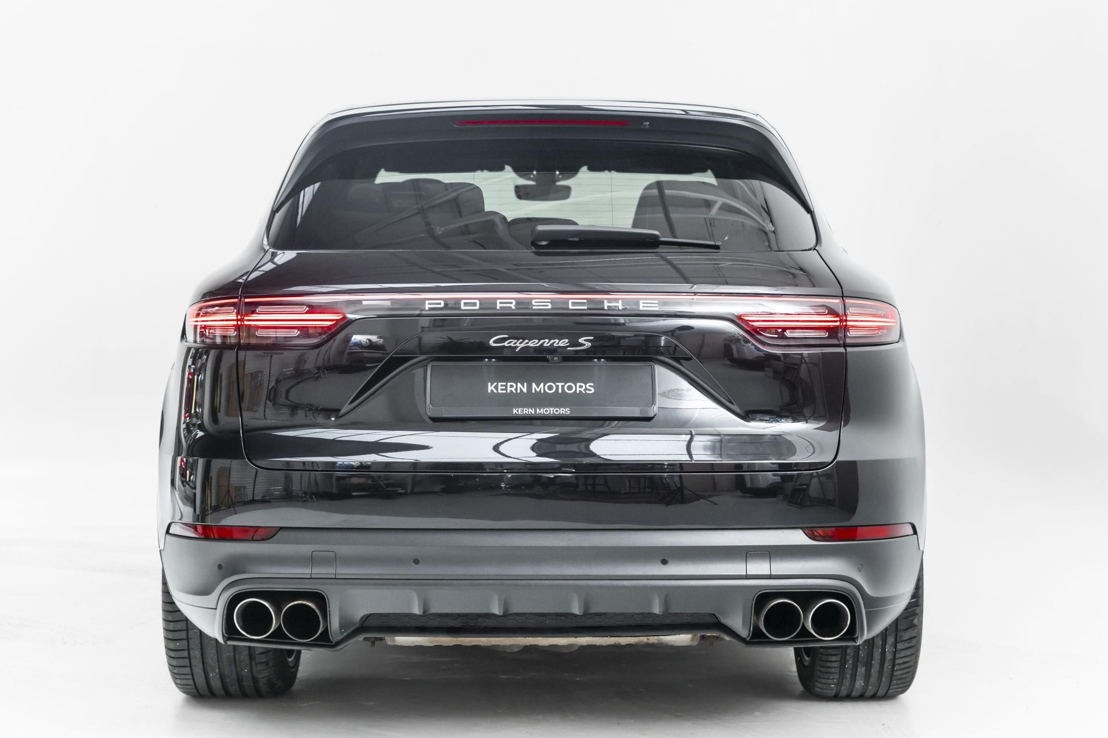 Porsche Cayenne, S*Bose*18 sedadla*kůže - fotka 5