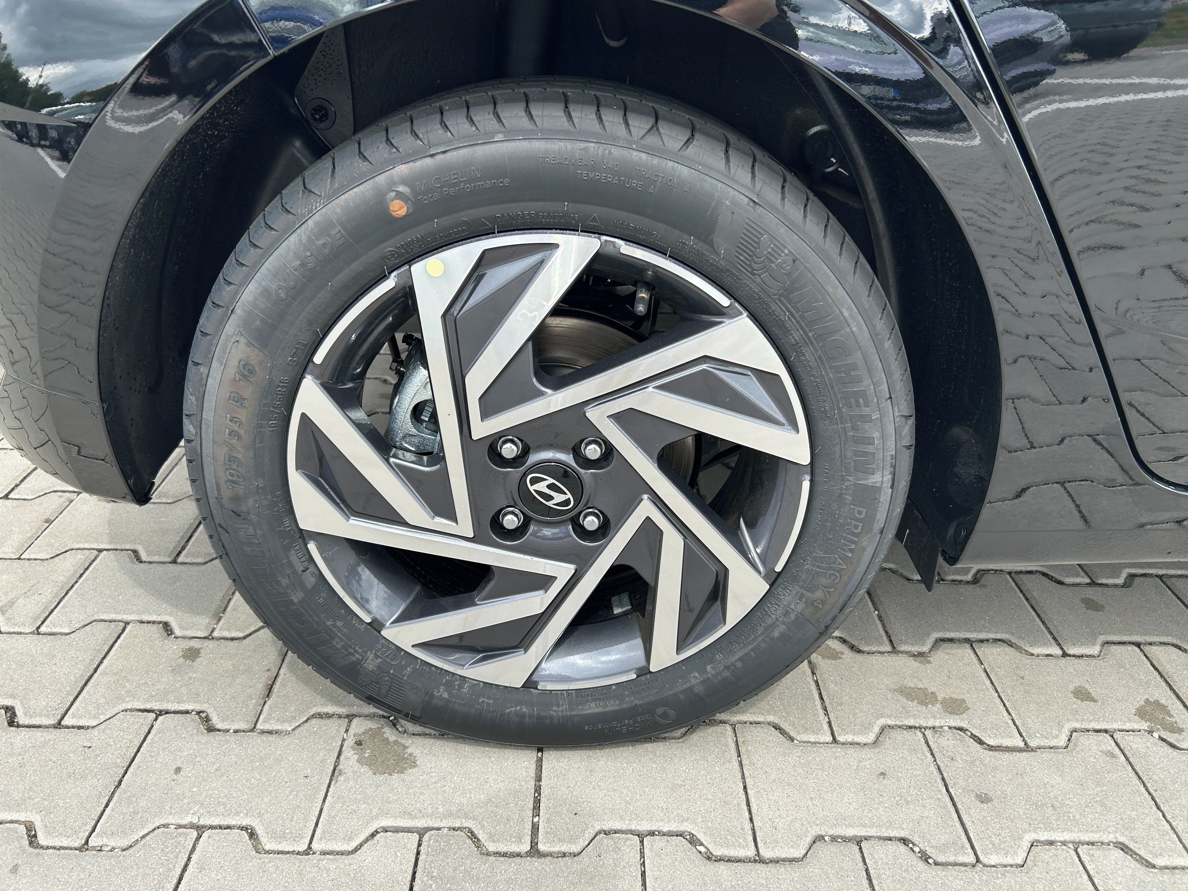 Hyundai i20, 26 1,0 T-GDI MT SMART - fotka 4