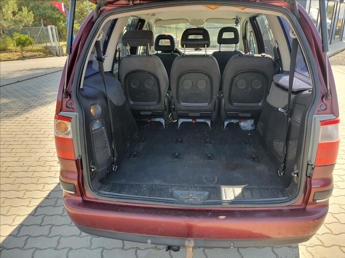 Ford Galaxy, 1,9 trend - fotka 5